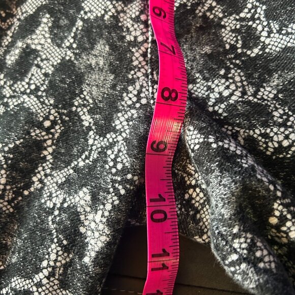 Michael Kors black and white lace floral print pull on pants, ladie's medium - Picture 8 of 9